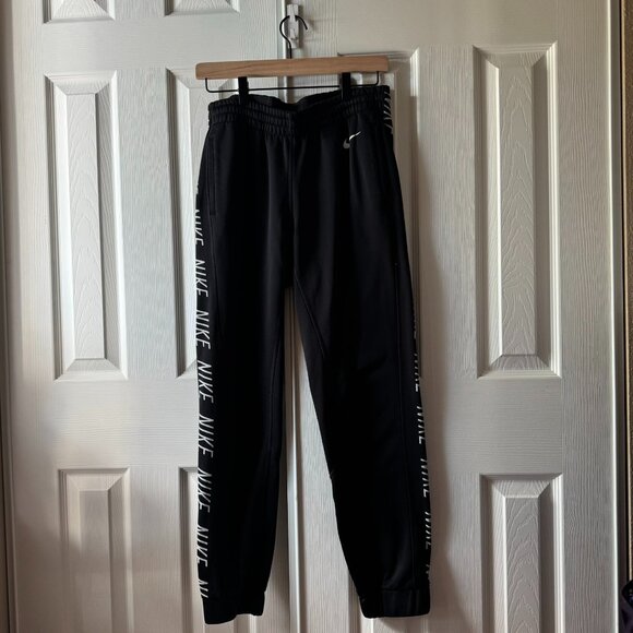 Nike Sportswear Jogger Pants - Picture 1 of 3